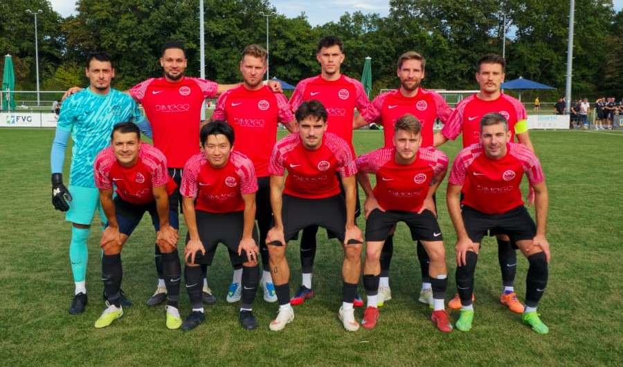 Sieben Tore, Hattrick und eine starke Antwort: SG Benrath-Hassels gewinnt 7:2 und ist Spitzenreiter!